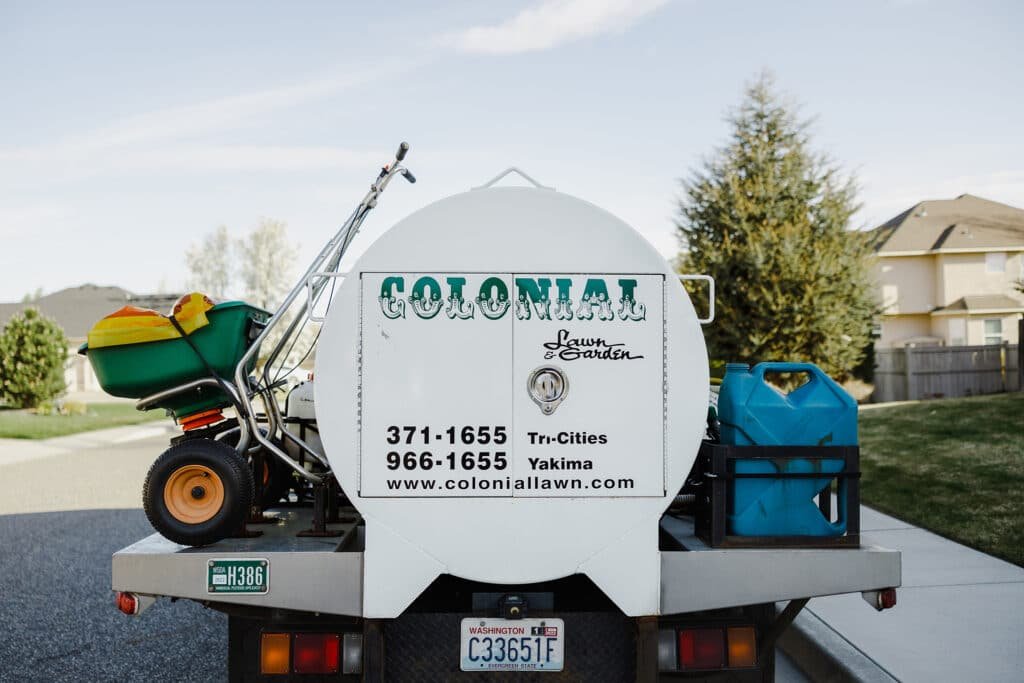 ColonialLawn 9756