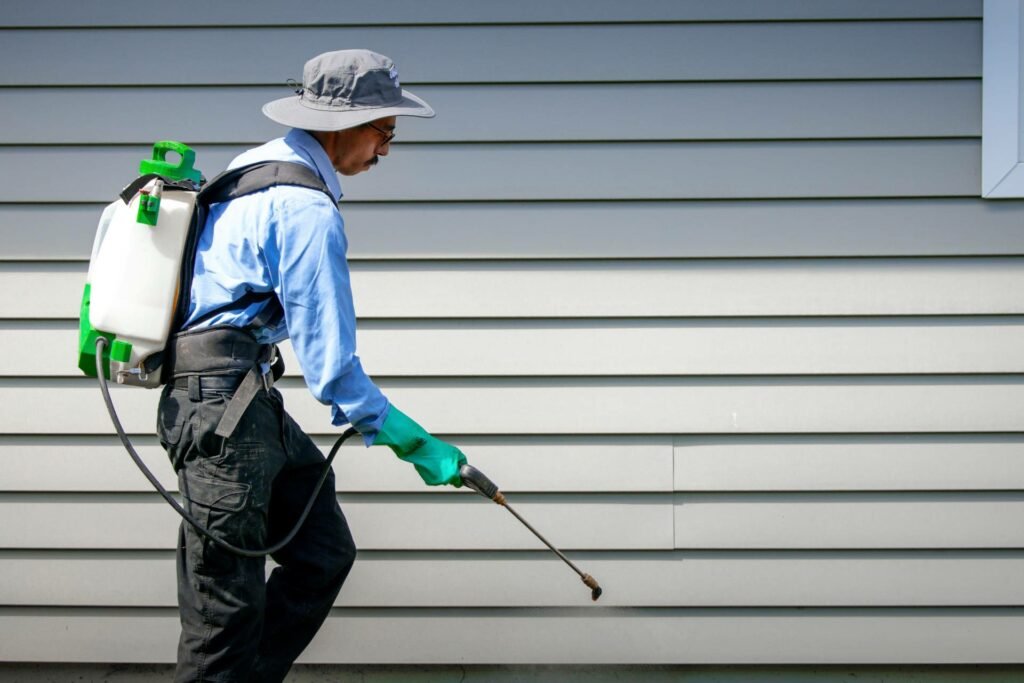 pest control services in Richland by Colonial Lawn & Garden
